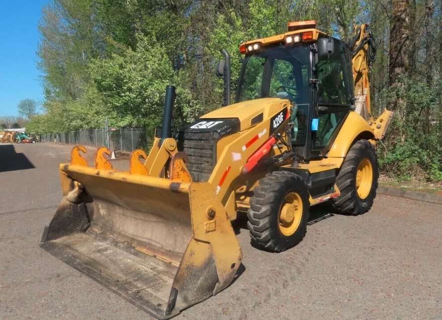 2013 Caterpillar 420F 4WD