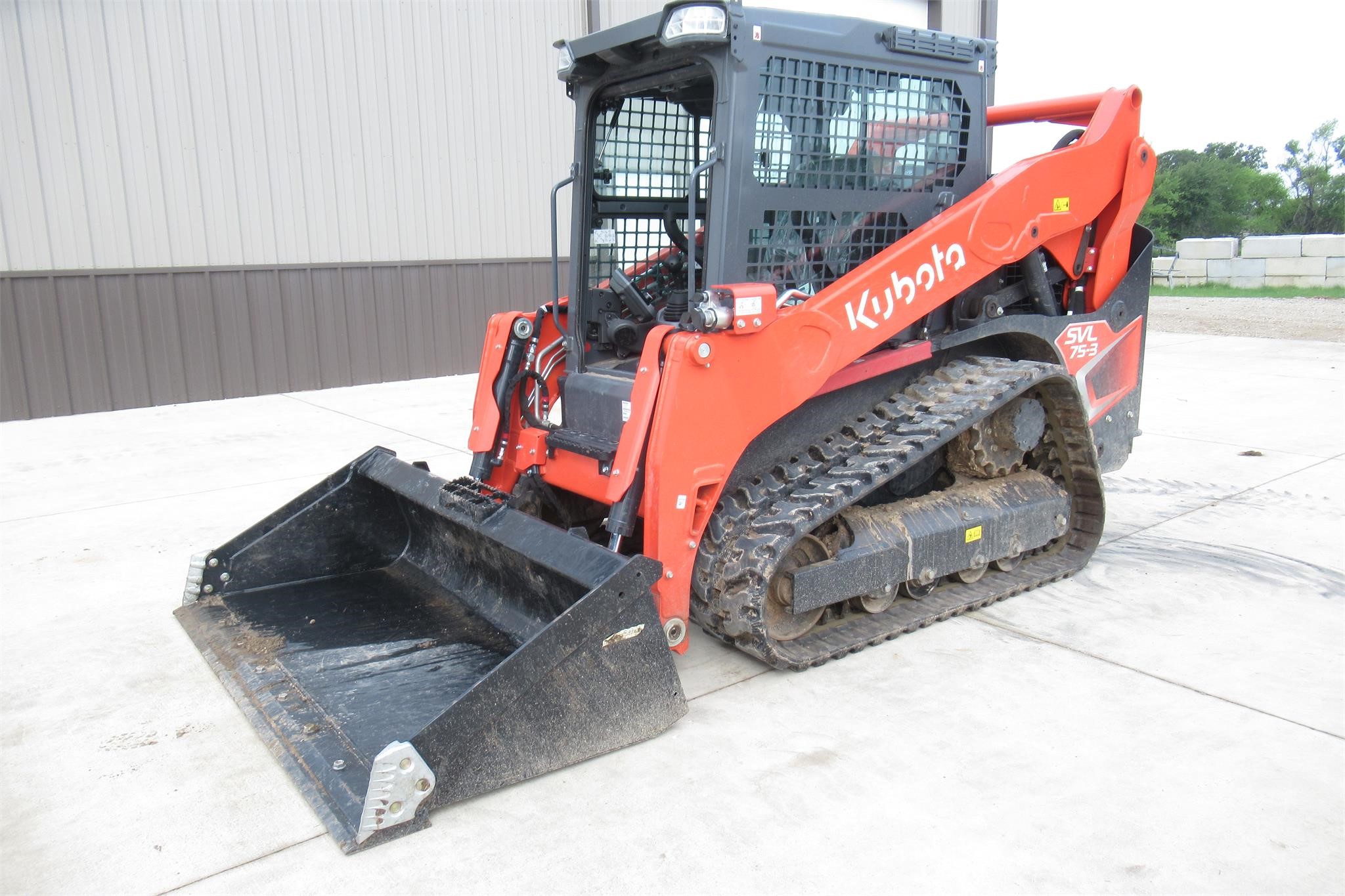 2023 KUBOTA SVL75-3